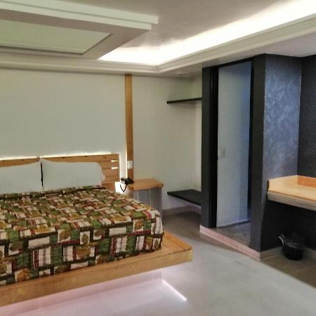 Motel Oasis Mexico Tlalnepantla  Luaran gambar
