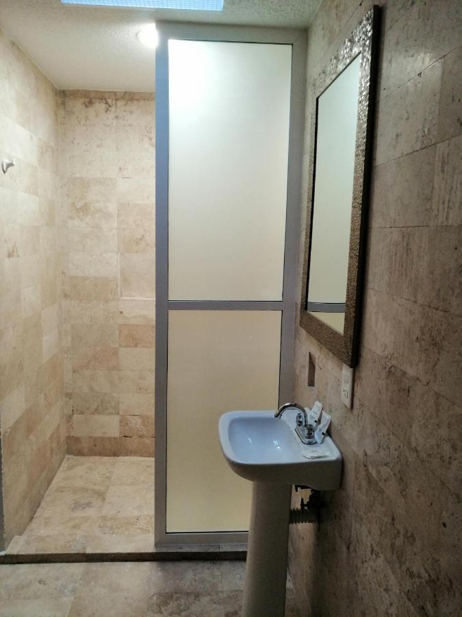 Motel Oasis Mexico Tlalnepantla  Luaran gambar